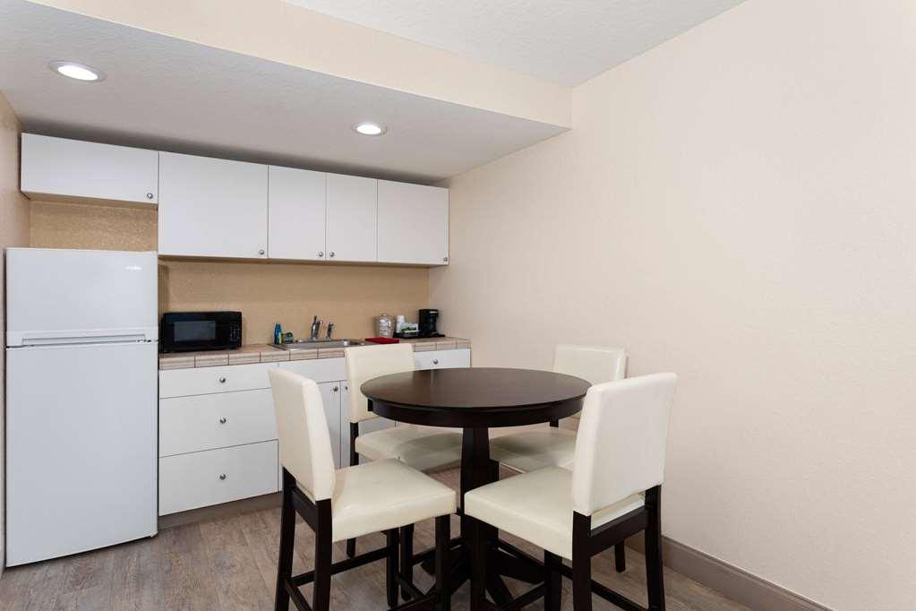 Baymont By Wyndham Punta Gorda/Port Charlotte Quarto foto